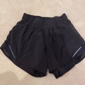 black lululemon shorts size: 2 tall